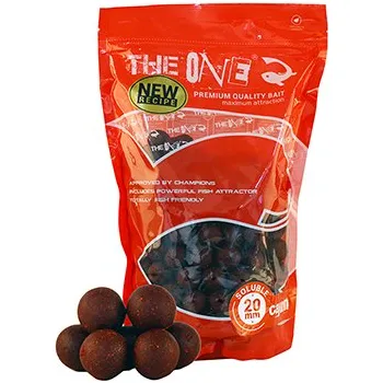 Boilies THE ONE SOLUBLE BOILIES 1KG Jahoda Chilli Pepř 20mm