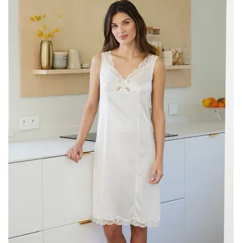 Antistatická spodnička ze saténového úpletu v princesovém střihu s krajkou slonová kost 46/48