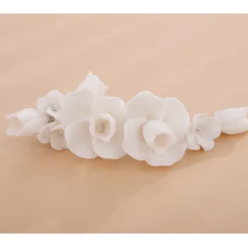 Souprava šperků B-TOP Květinový klip do vlasů White Flowers Druh barvy: Stříbrná