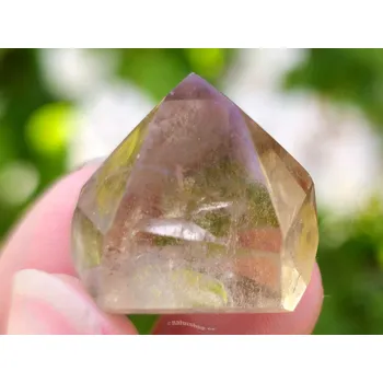 Přírodní kámen Mini špice záhněda z Madagaskaru (13g)