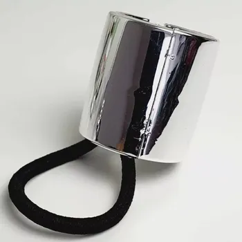 Ozdobná gumička pro vysoký culík - válec - stříbrná