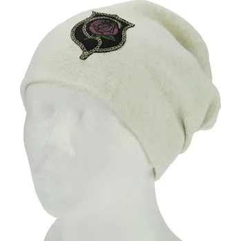 Čepice Dámská zimní čepice bílá s nášivkou (Pletená čepice tenká s erbem)