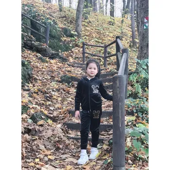 Dětská souprava Velikost: 4