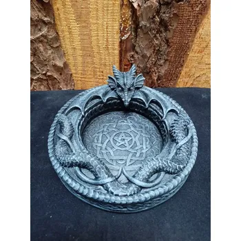 Popelník Popelník s dračí hlavou