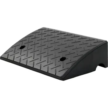 Nájezdová rampa na obrubník gumová 50 x 32,5 x 14 cm