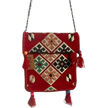 turistický batoh AWM, Ltd, S3 8AL Kilim Taška s Ornamenty - Tmavě červená