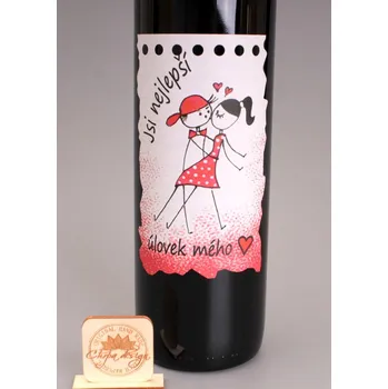 Víno Víno s etiketou - Nejlepší úlovek víno: Chardonnay - polosuché