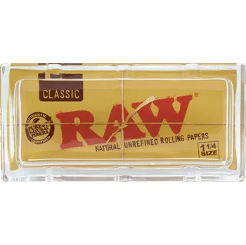 Popelník Skleněný popelník RAW Classic Pack Ashtray (Další inovace RAWthentic! Tento skleněný popelník RAW Classic Pack má 6 odkládacích prohlubní, je ideálně hluboký a snadno jej můžete vyčistit saponátem nebo umýt v myčce.)