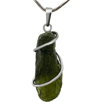 Přívěsek Stříbrný přívěsek s neopracovaným vltavínem 3 cm x 1,1 cm