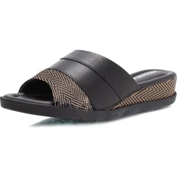 Dámské pantofle DÁMSKÉ PANTOFLE PICCADILLY 458009 4 ČERNÁ Barva: Černá, Velikost: 38