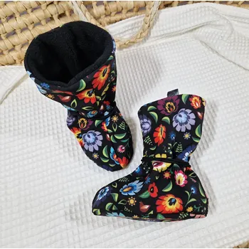 Capáčky Yháček Nosicí botičky/válenky NEW Yháček, folklor Velikost:: M