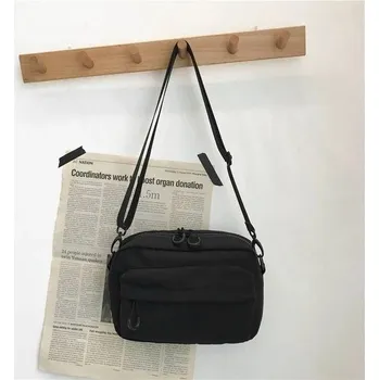 Stylová pánská taška přes rameno - Černá,Rozměry 25 x 17 x 7 cm