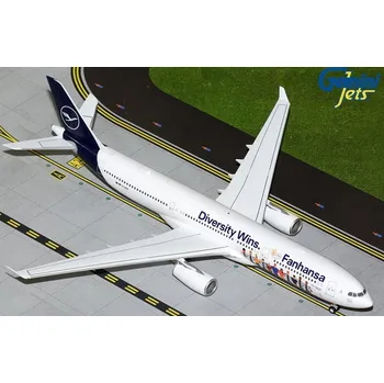Plastikový model Gemini - Airbus A330-343, Lufthansa "Fanhansa - Diversity Wins, Zwickau", Německo, 1/200
