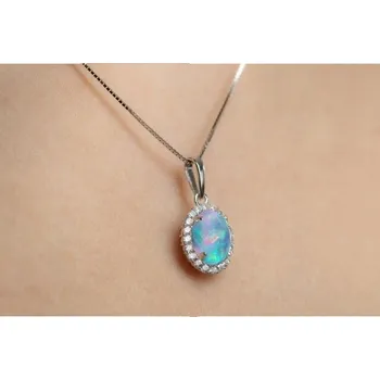 Přívěsek Couple, Půvabný přívěsek Ophelia se syntetickým&nbsp;modrým opálem a&nbsp;zirkony, bílé zlato, 5270510-0-0-49