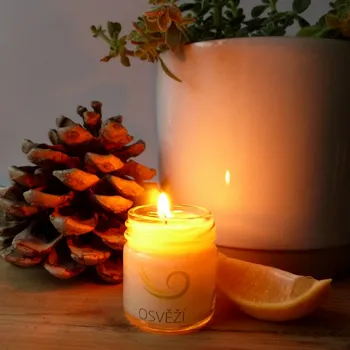 Svíčka Svíčka ze sójového vosku OSVĚŽÍ (Přírodní vonná svíčka OSVĚŽÍ)