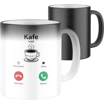 Magický keramický hrnek s potiskem Kafe volá