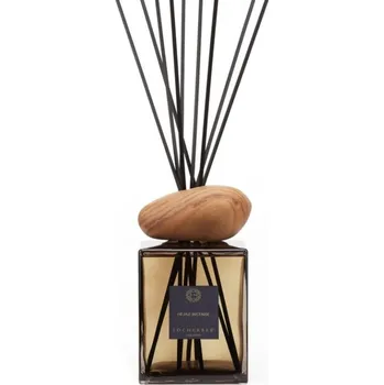 Aroma difuzér Locherber Milano Difuzér s tyčinkami a dřevěným víčkem ve tvaru oblázku s vůní HEJAZ INCENSE - 2500 ml LH440016