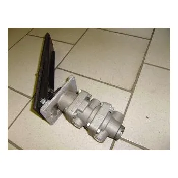 Regulátor brzdné síly Pedálový brzdič Škoda MTS, Liaz /se šroubem-st.typ/ opravený 338