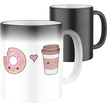 Magický keramický hrnek s potiskem Roztomilá kobliha a káva s sebou