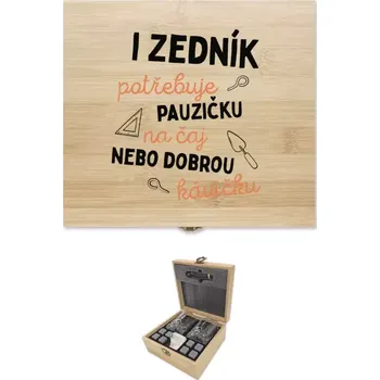 Žertovný předmět Whisky sada v krabičce I zedník potřebuje pauzičku