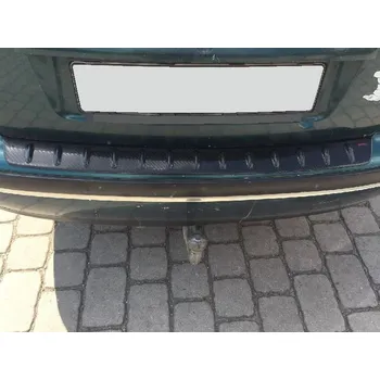 Tuning Práh pátých dveří s výstupky, 3D Carbonstyl - Škoda Fabia I. Limousine (Práh pátých dveří s výstupky pro Škoda Fabia I. Limousine 2000-2007)