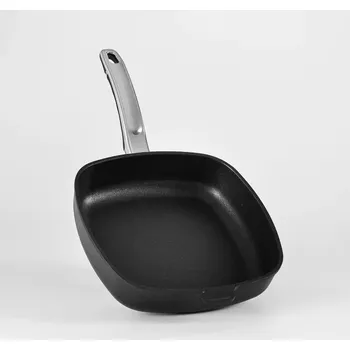 Pánev Titanová pánev hranatá 20x20x6,5 cm BAF Gigant Indukce