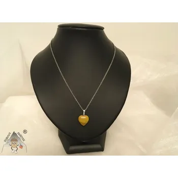 Řetízek Dubový skřítek Řetízek s přívěskem kamenné srdce – symbol lásky a přírodní elegance hnědé