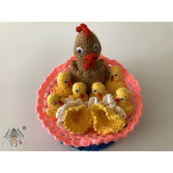 Velikonoční dekorace Dubový skřítek Slepička s kuřátky na tácku