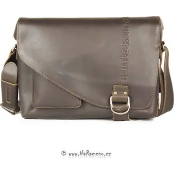 Střední taška messenger Aunts and Uncles přes rameno Judd tmavě hnědá