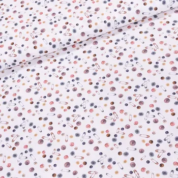 Bavlněné plátno TREND BOTONS-B 50 UNICO, knoflíky a zavírací špendlíky na smetanové / švadlenka, š.150cm (látka v metráži)