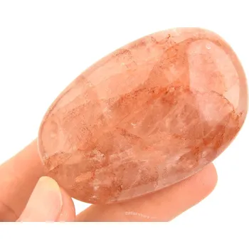 Přírodní kámen Hematit v křišťálu hladký kámen Madagaskar 97g