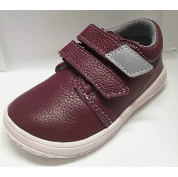 Dětská sportovní obuv JONAP B1MV light 21- dět.kož.nízké,2SZ,mazan.vínov Velikost: 24