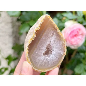 Přírodní kámen Achátová geoda s dutinkou 192g Brazílie