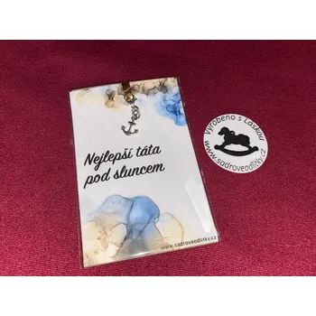 HandMade by VeJa Dárková karta - Nejlepší táta pod sluncemí s přívěškem