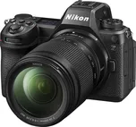 Nikon Z6 III + 24-200 mm