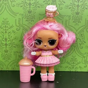 Panenka L.O.L. Surprise Doll exkluzivní panenky s příslušenstvím - 1 ks Barva: světle modrá