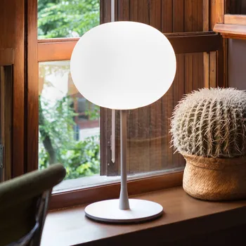 Lampička FLOS Glo-Ball Table 1 stolní lampa, matná stříbrná - Výška stínidla 27 cm stříbrná matná, bílá 1 x 150 W - Doprava zdarma