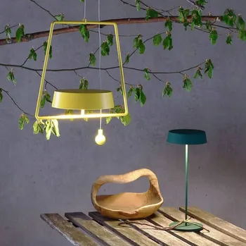 Venkovní osvětlení Deko-Light LED závěsné světlo Miram s baterií stmívací žlutá - Ø koule 2 cm žlutý LED 2,2 W celkem - Doprava zdarma