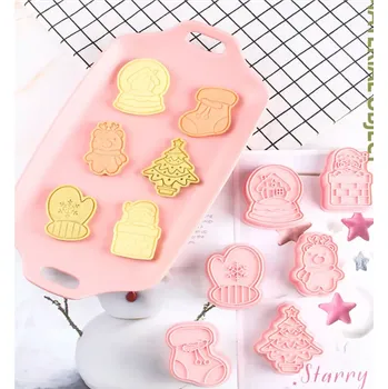 Vykrajovátko 3D vykrajovátka na sušenky - VÁNOCE - 6 ks (Značka: TAKARA TOMY)