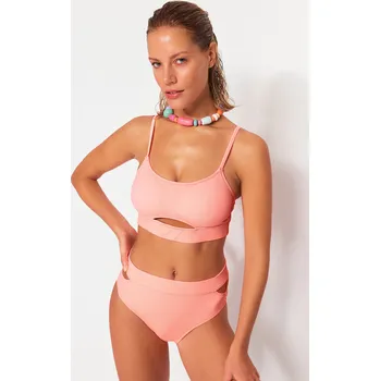 Dámský bikinový top Trendyol Cutout Trendyol růžová 1852985