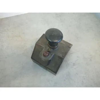 vypínač MEZ Retro bakelitové STOP tlačítko stiskací odpojovač ČS 45A 500V s tlačítkem