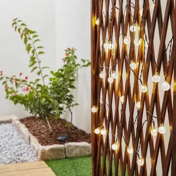 Lampička Lindby LED solární světelný řetěz Mionel, koule, 30-flg., 635cm - Solární panel - výška 20 cm, délka 6,8 cm, šířka 6,8 cm černá průhledná