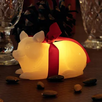 Lampička Sirius LED dekorativní lampa z vosku Emma Pig bílá, červená 1 LED DIODA