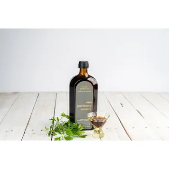 Víno Víno petrželovo - medové 500 ml