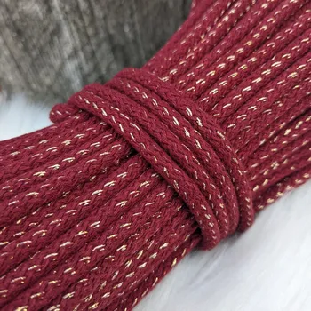 Příze VEĽKÁvlna VEL'KÁ vlna šňůry na šití 6mm Bordó se zlatou nitkou