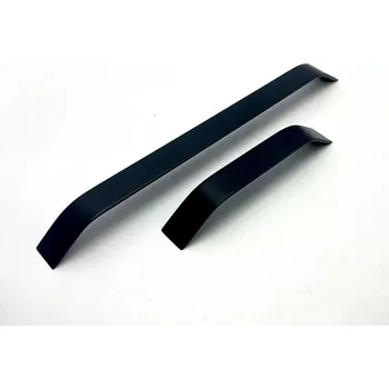 Nábytkové kování Nábytková úchytka Skala černá matná 224 mm