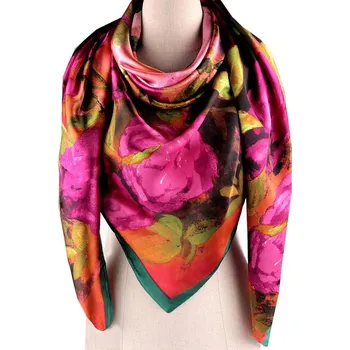 Šátek Velký saténový šátek s květy 130x135 cm - 1 růžová