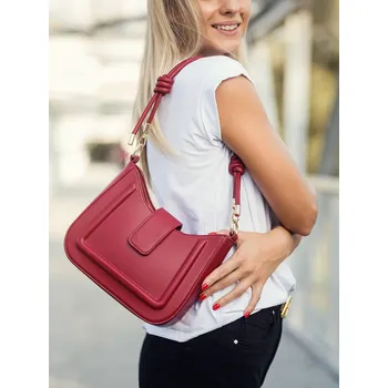 Kabelka BudesIN Červená kabelka Norma s designovým popruhem