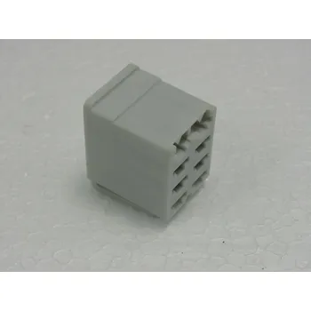 Zásuvka SWF 596 289 Tatra