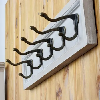 Věšák Dřevěný nástěnný věšák 5 háčků 50x11cm